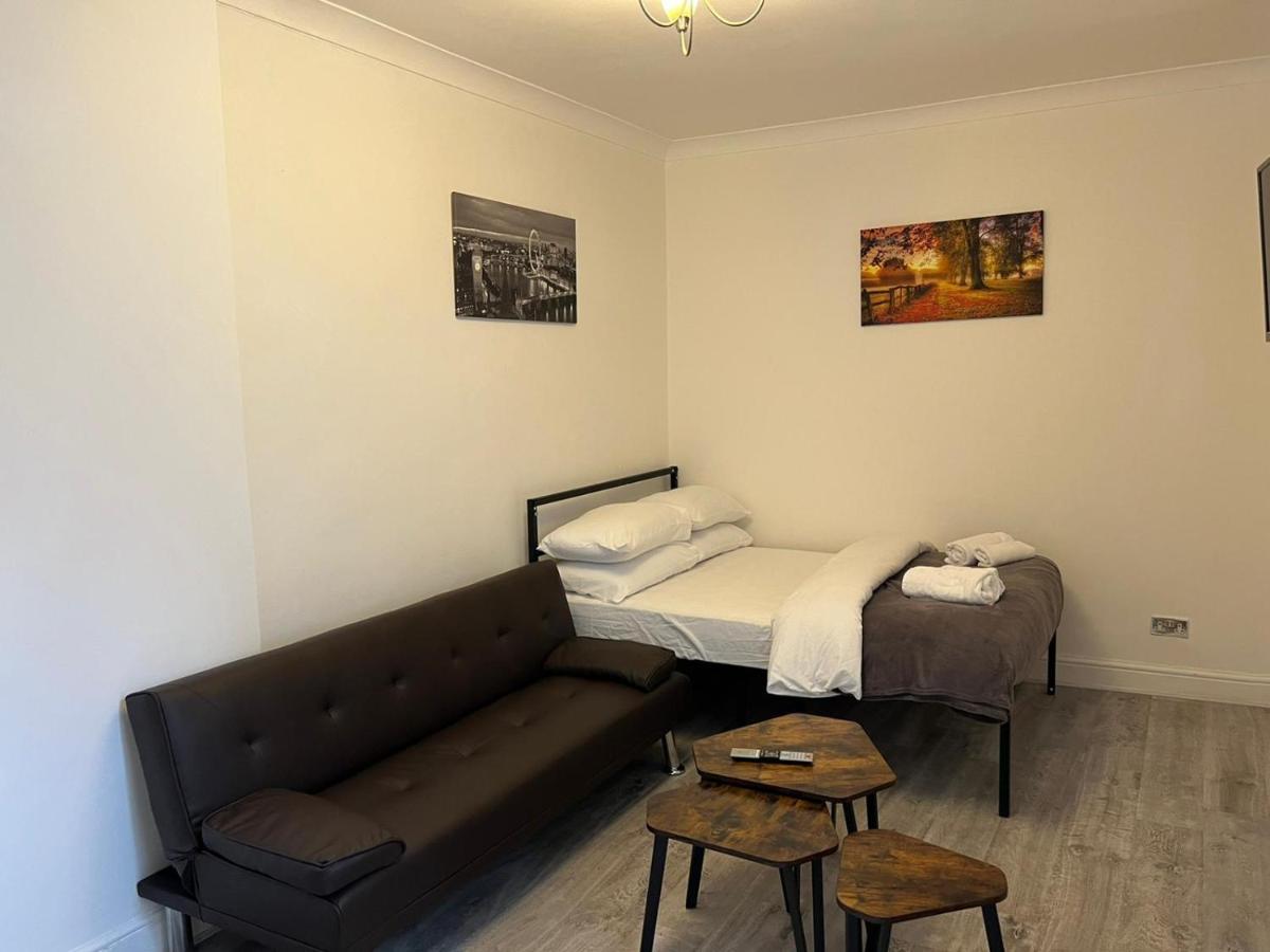 Ferienwohnung F4-Ground Floor Studio Fits 3 Near Paddington London Exterior foto
